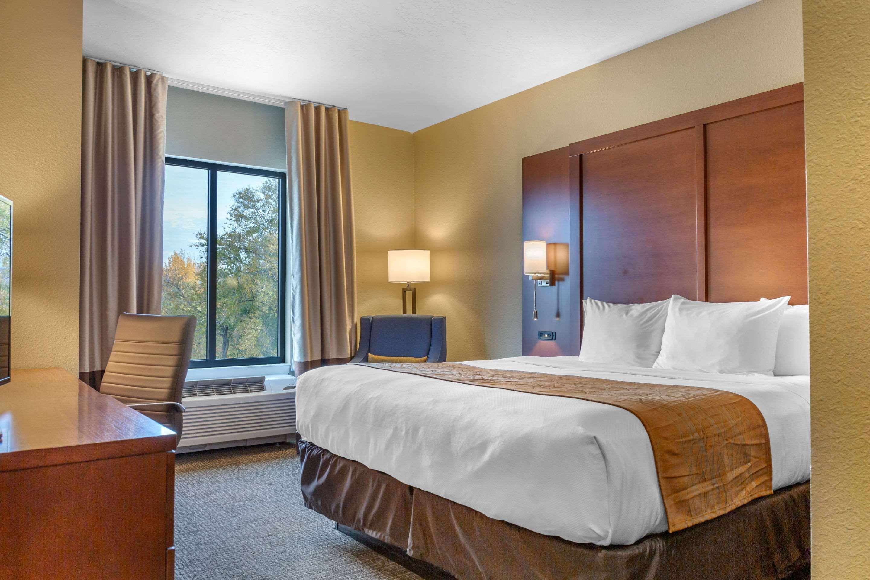 Comfort Inn & Suites Boise Airport Ngoại thất bức ảnh