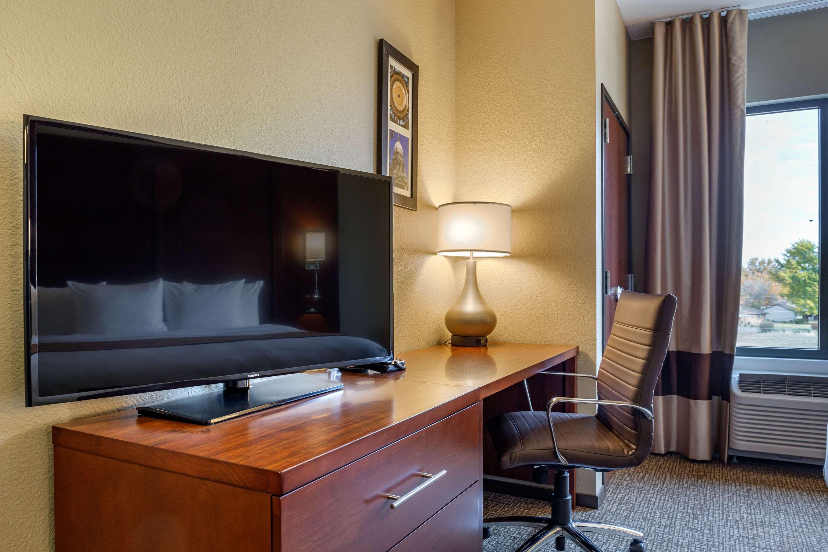 Comfort Inn & Suites Boise Airport Ngoại thất bức ảnh