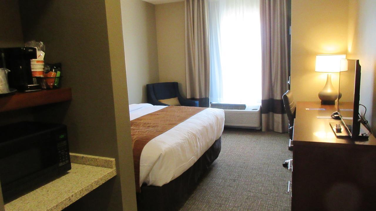 Comfort Inn & Suites Boise Airport Ngoại thất bức ảnh